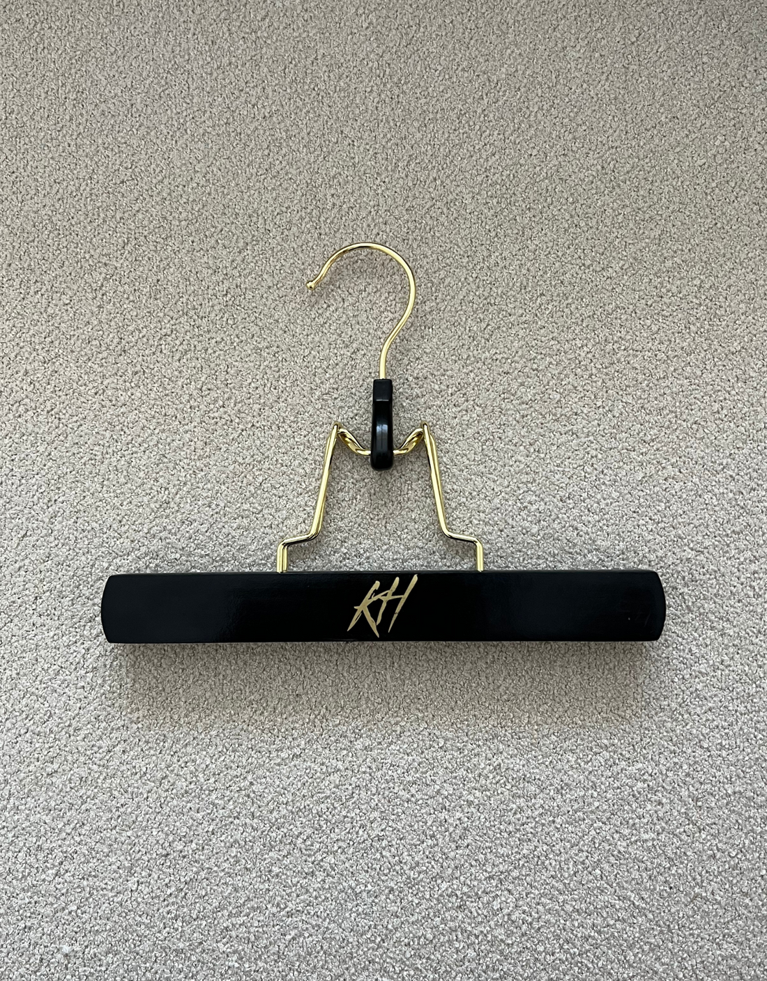 KH Hangers